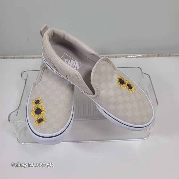 Vans Kids Slip-On Shoes - Cream with Sunflower Design - Picture 1 of 7